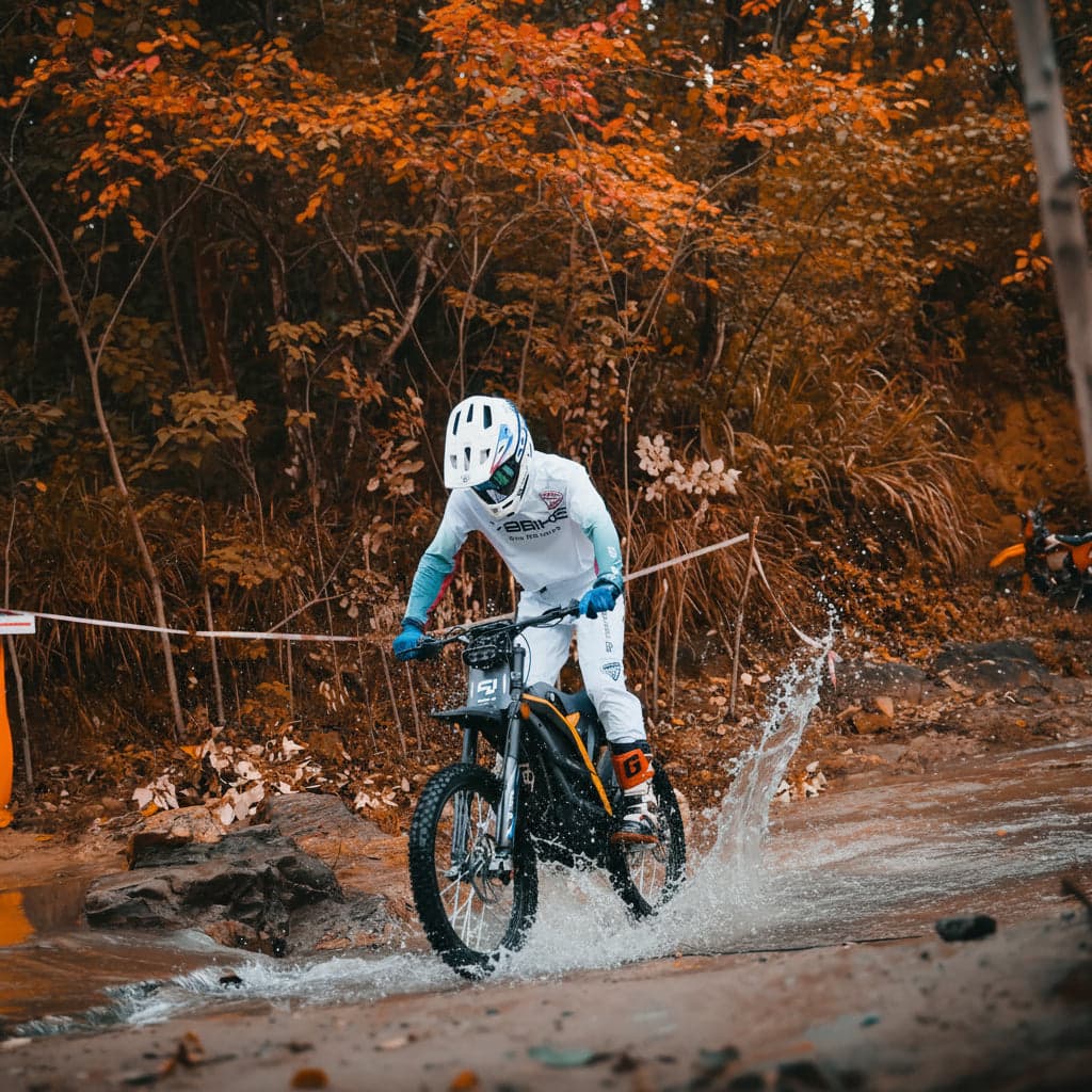 Falcon Pro Electric Off Road Dirt Bike 72V Lithium-ion Battery, 10 KW peak Motor Power All terrain Heavy duty with warranty